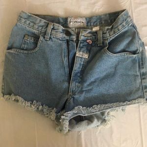 Short shorts high waisted